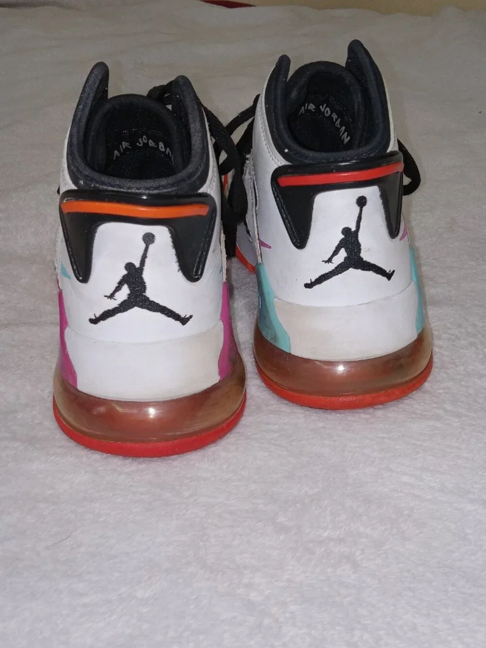 Nike Air Jordan Mars 270 GS 5.5Y Youth White Hyper Violet Total Orange Black